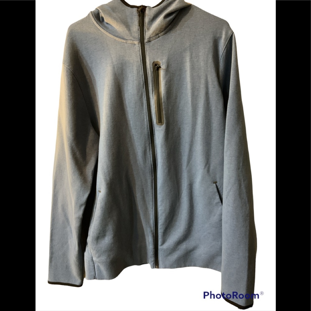 2/$15Old Navy dynamic fleece, 4 way stretch hooded jacket , great condition. XL